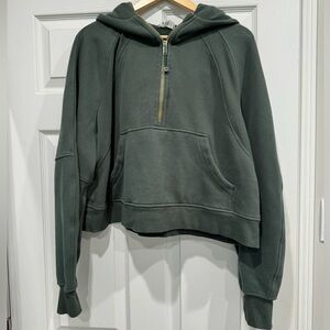 Oversized scuba half zip